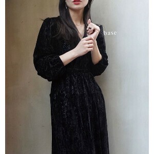 【2024年再入荷】ベロアエンボスカシュクールワンピース【動画あり】　秋　冬　AW　きれいめ　お出かけ