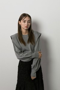 Sweater/Knitwear Knitted Shoulder