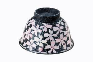 黒陶彫花　飯碗（小）【日本製 有田焼 磁器 毎日の生活に】