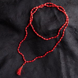 インドの数珠 -  108個の赤珊瑚 ライス- 約45cm