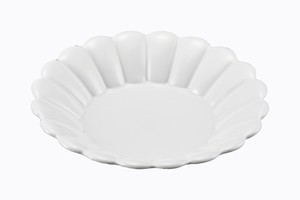 キクワリ（白）　19�p丸皿【日本製 波佐見焼 磁器 毎日の生活に】
