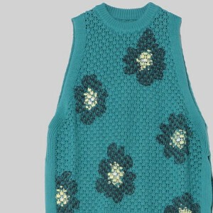 Vest/Gilet Floral Pattern