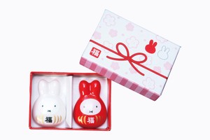 ミッフィー福だるま　紅白箸置きセット【日本製 美濃焼 磁器 贈り物 お祝い】
