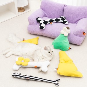 Cat Toy Pet items M Plushie Toy