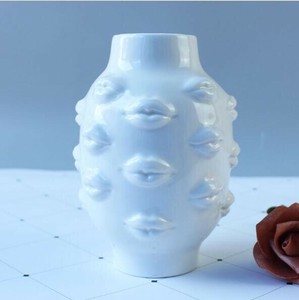 花瓶   創意 芸術  陶磁  唇 YMA146