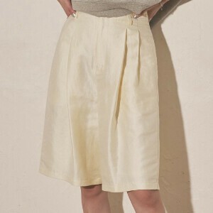 Knee-Length Pant High-Waisted