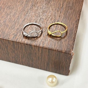 Gold-Based Ring Design