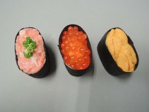 日本職人が作る  食品サンプル寿司マグネット　軍艦三昧　IP-154