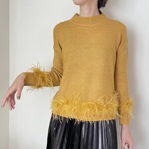 Sweater/Knitwear Feather Switching