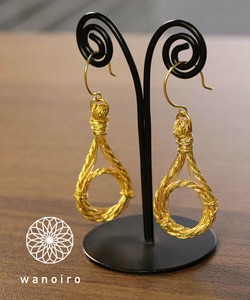 Pierced Earrings Gold Post Gold Made in Japan