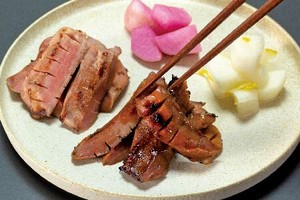 【冷凍】仙台・陣中 国産豚タン厚切り塩麹熟成セット【送料込み】
