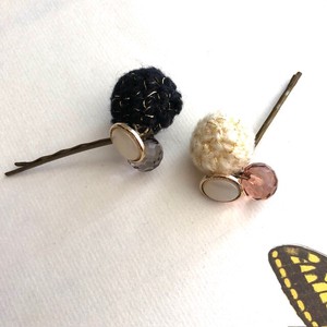 Hairpin Buttons