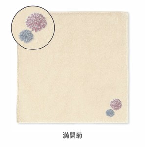 【日本製】オーガニックコットン 今治タオル 刺繍ハンカチ 縁起物【満開菊】