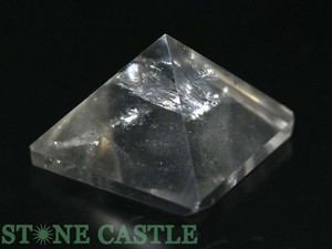 ☆一点物☆【置き石】ピラミッド型 レインボー水晶 約50mm No.15 【天然石 パワーストーン】