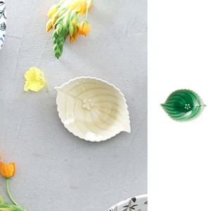 ハナイカダ 豆皿 約9×6.5cm 【日本製】瀬戸焼/小皿/花型/植物柄/新作