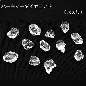ハーキマーダイヤモンド 　ビーズ（5粒）穴あり 水晶 ダブルポイント 両剣
