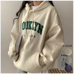 お値下げしました！人気商品50％OFF　BROOKLYNロゴパーカー