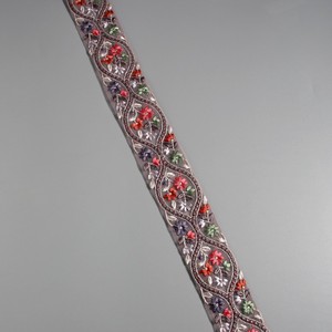 インド刺繍リボン　ハーフロール4m_H034
