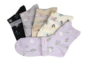Crew Socks Floral Pattern 2-colors Made in Japan