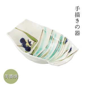ギフト 手描き彩絵アヤメ舟型盛鉢 手描き 日本製 美濃焼