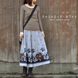 インド綿 巻きスカートアメコミローズホワイト ロング丈 約85cm ファッション
