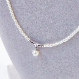Pearls/Moon Stone Silver Chain Necklace Pendant