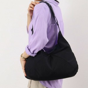 定番【COOCO クーコ】ロゴテープ×シワナイロン ワンショルダーバッグ 人気商品