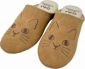 【4月上旬入荷予定】にゃふにゃふ ネコ ダイエットスリッパ ブラウン