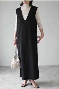 Casual Dress Plain Color Pocket Long V-Neck Sleeveless One-piece Dress Ladies'