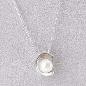 Pearls/Moon Stone Silver Chain Pendant Made in Japan