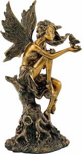 木の切り株で蝶と遊ぶ妖精彫像手描きの美しい魔法のフェアリーブロンズ風ファンタジーフィギュア彫刻輸入品