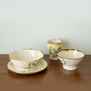 有田焼　波佐見焼　手描　ミモザシリーズ　茶碗　平鉢　6寸和皿　タンブラー