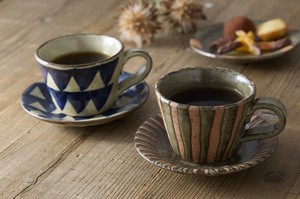 美濃焼伝統工芸士　路山窯　組碗皿【日本製】（陶器　コーヒーカップ）