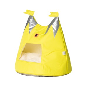 Tent/House Yellow Cat