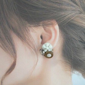 Pierced Earrings Silver Post Buttons 1-pcs