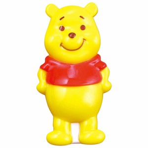 Magnet/Pin Skater Die-cut Pooh