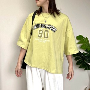 即納【2025新作】カレッジロゴTシャツ　半袖　夏服　ロゴプリント　シンプル