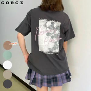 バック転写刺しゅうTシャツ