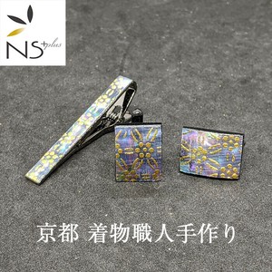 京都 着物職人手作り 和柄 ネクタイピン・カフスボタン セット 黒螺鈿 金箔 菊