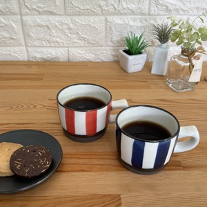 【オリジナル】マグカップ　手描きライン　日本製　波佐見焼　カフェ　マグカップ　父・母の日　コーヒー