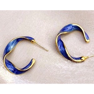 Pierced Earrings Resin Post Design Earrings 2-colors