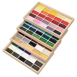 Paint Set with A Paulownia Box Kuretake 100-color sets