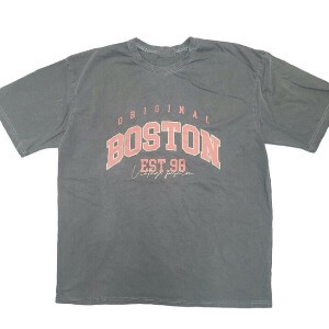 【2024春夏新作】 ピグメントウォッシング加工Bostonプリント半袖Tシャツ＜ユニセックス＞