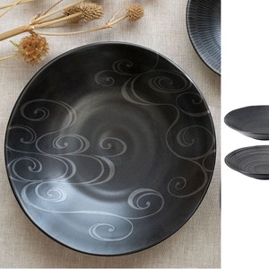 Main Plate black Japanese Pattern 22cm Made in Japan