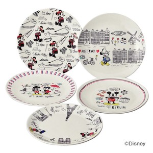 Disney(ディズニー)　ミッキー&フレンズ　LET’S TRAVEL　ケーキ皿5枚セット　D-MF56　51910