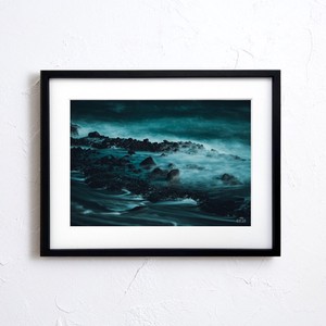 【アートポスター】写真 日本 風景景色 自然 海岸 海 モノトーン photo japan nature sea A4サイズ 額縁付