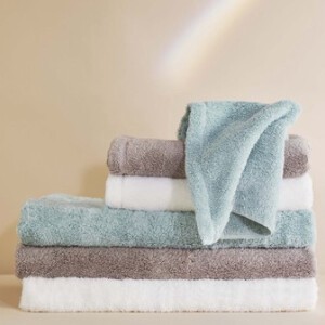 Hand Towel White Skincare