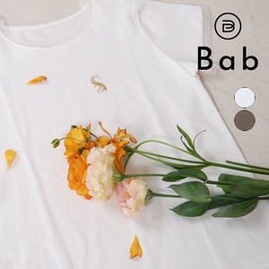 【2024新作】刺繍、パール、スパンコールのキラキライニシャル☆ワンポイントイニシャルTシャツ