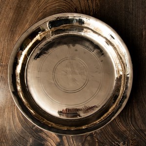 【最高級品】ネパールの真鍮ターリー（大皿） 外径27cm程度