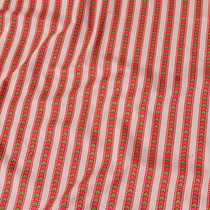 〔1m切り売り〕南インドのアローストライプ布〔幅約104.5cm〕 - ホワイト×ピンク系